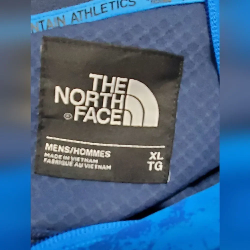 The North Face Navy & Aqua Blue Nylon Jacket